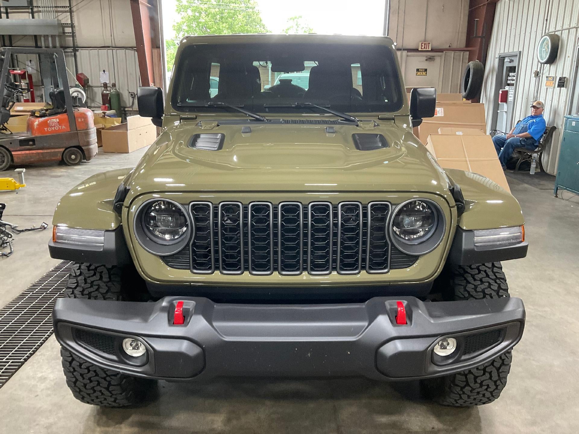 2025 Jeep Wrangler Base