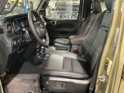 2025 Jeep Wrangler Base