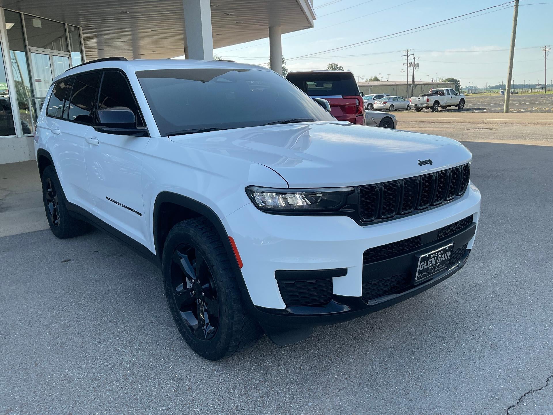 2023 Jeep Grand Cherokee L Base