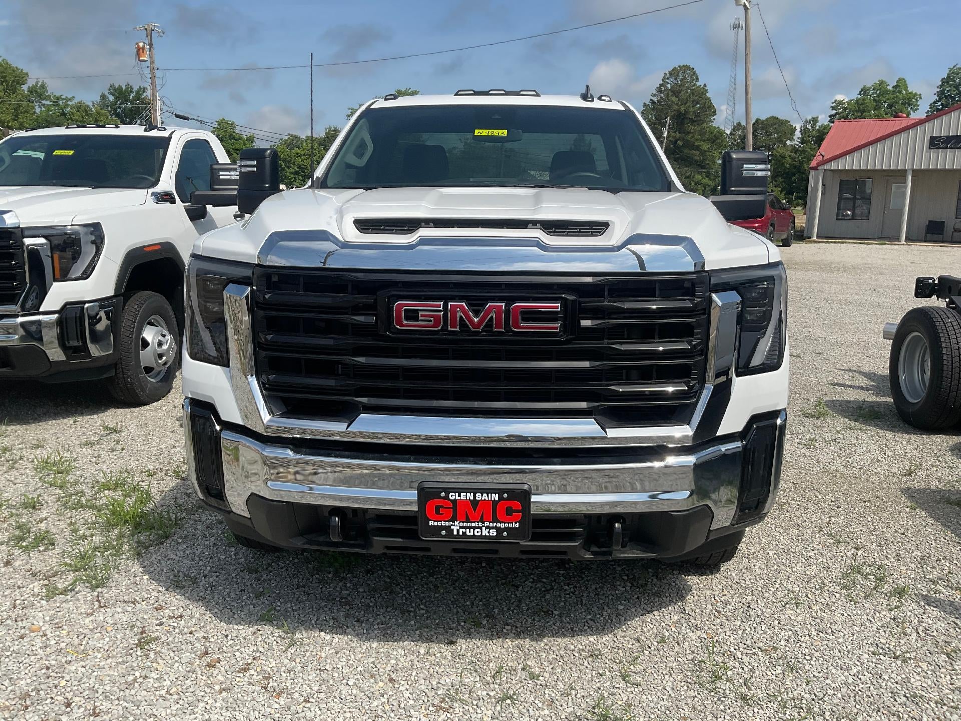 2026 GMC Sierra 3500 HD Chassis Cab Pro