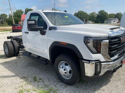 2026 GMC Sierra 3500 HD Chassis Cab Pro