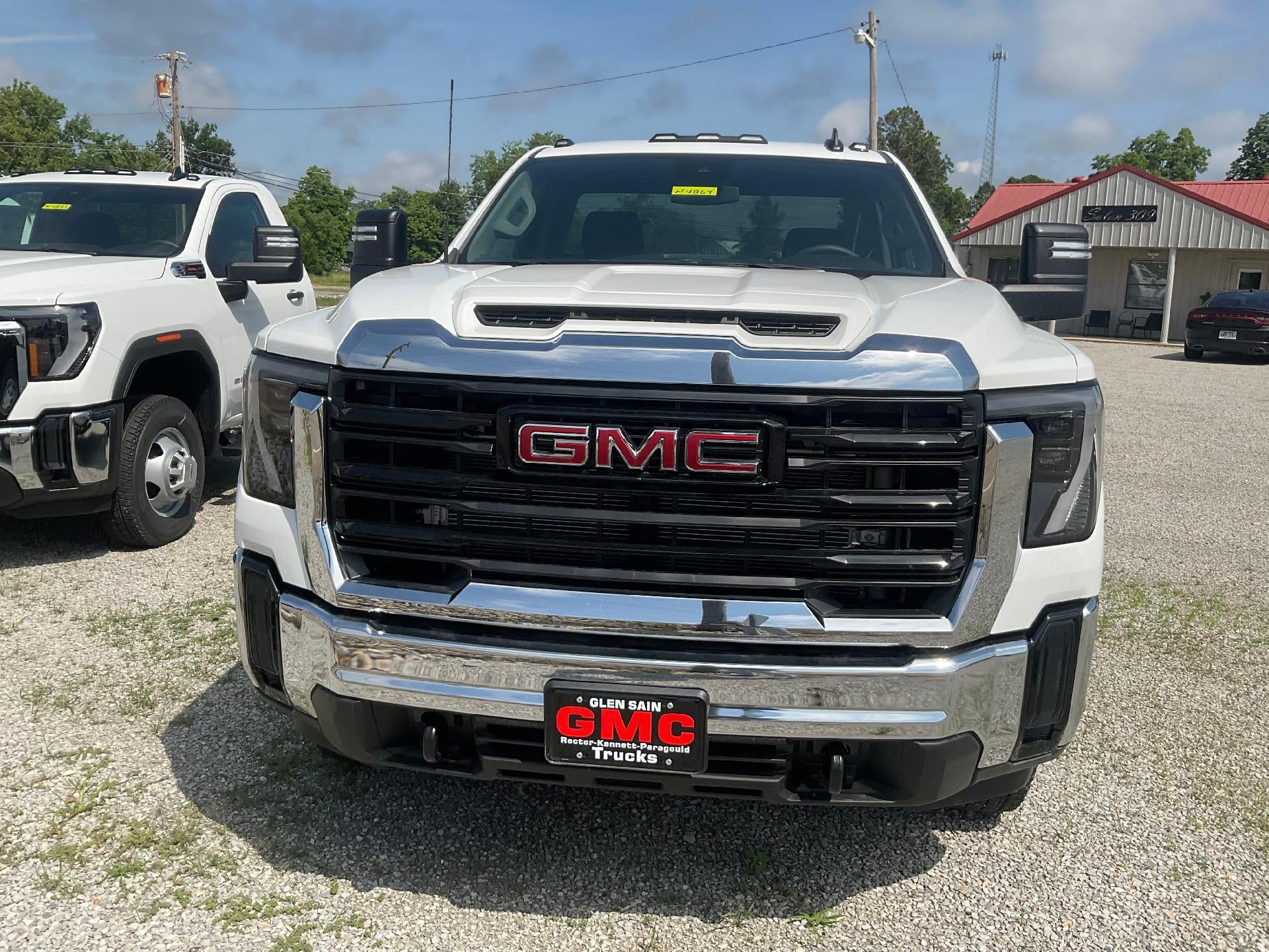 2026 GMC Sierra 3500 HD Chassis Cab Pro