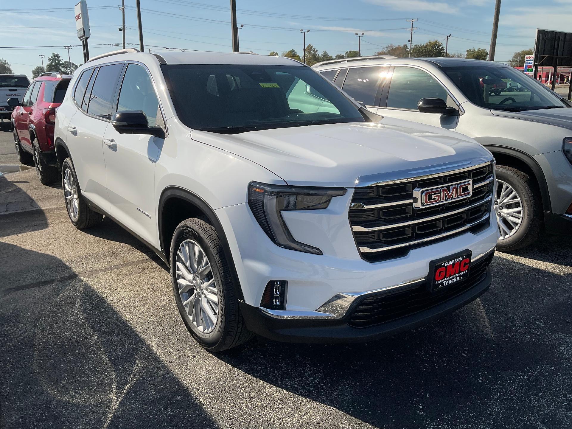 2026 GMC Acadia Elevation