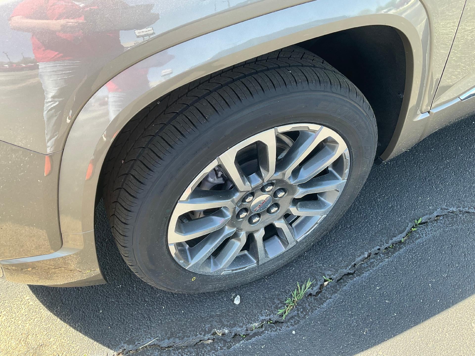 2022 GMC Acadia Denali