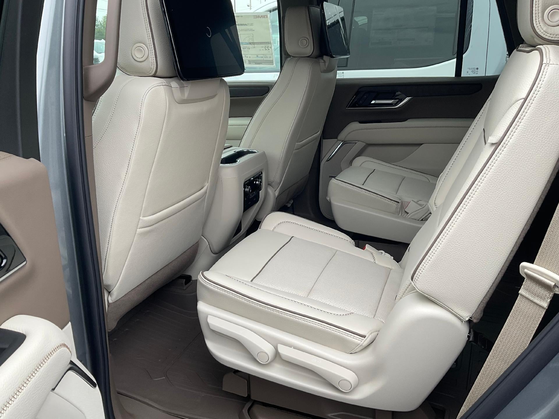 2027 GMC Yukon Denali