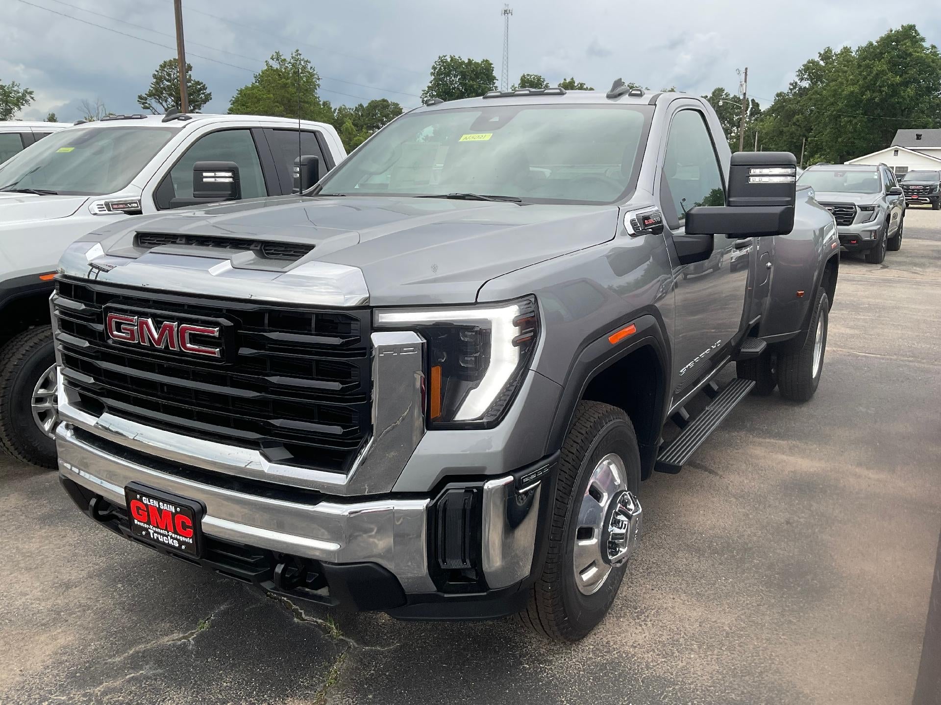 2026 GMC Sierra 3500 HD Pro DRW