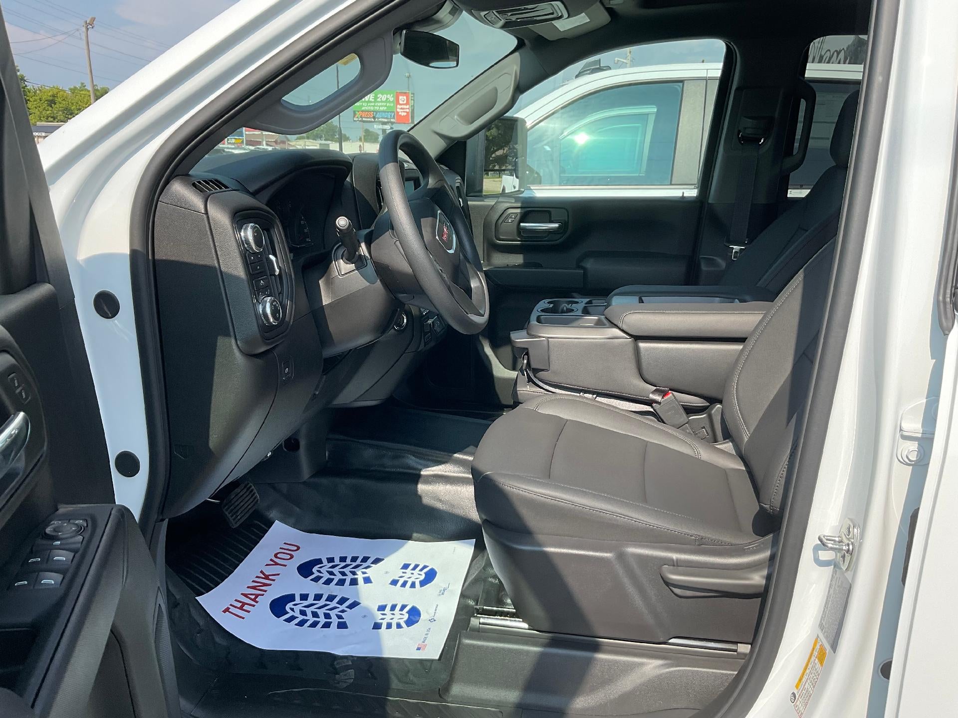 2025 GMC Sierra 2500 HD Pro