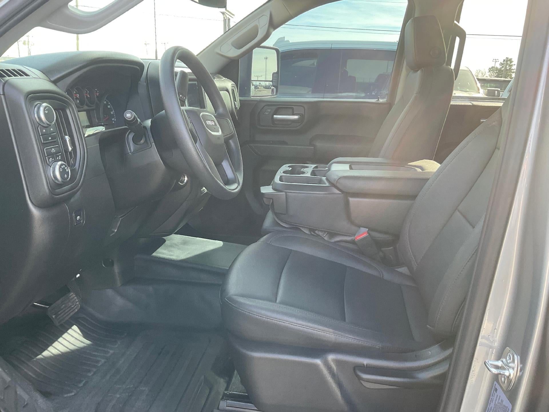 2025 GMC Sierra 2500 HD Pro