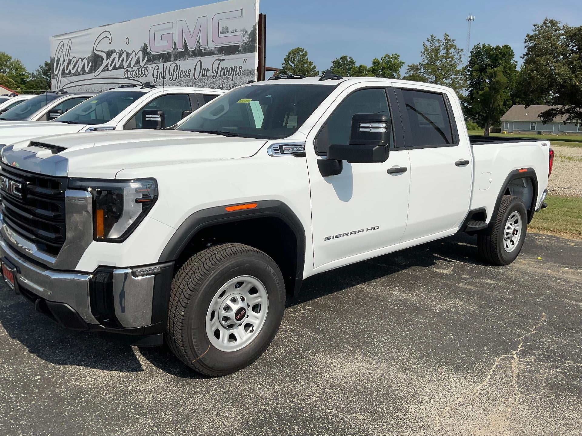2025 GMC Sierra 2500 HD Pro