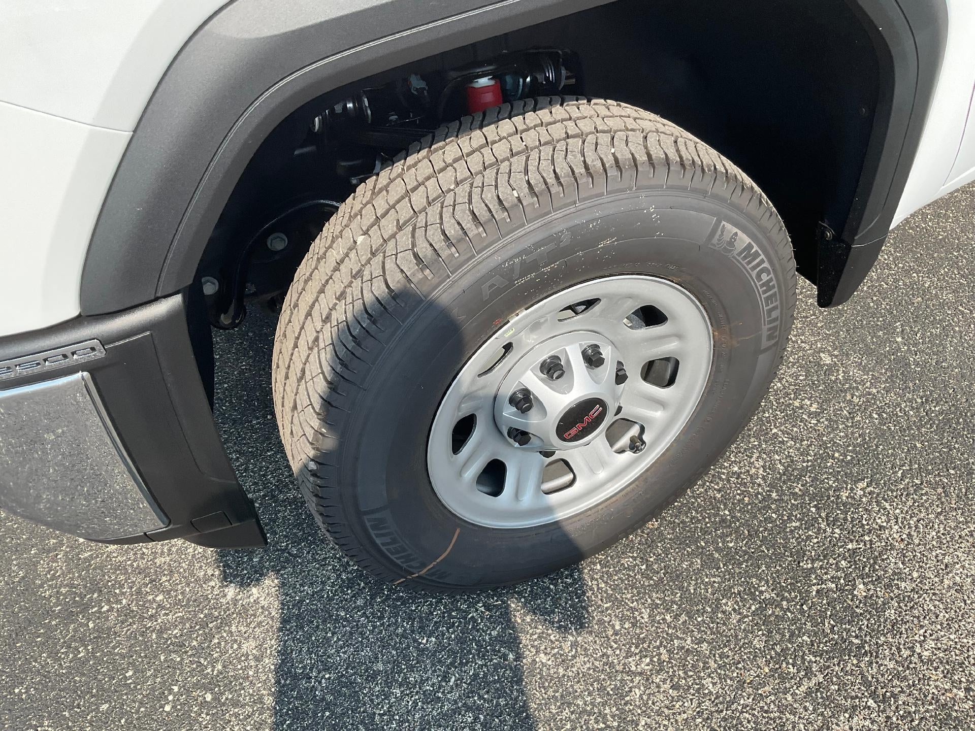 2025 GMC Sierra 2500 HD Pro