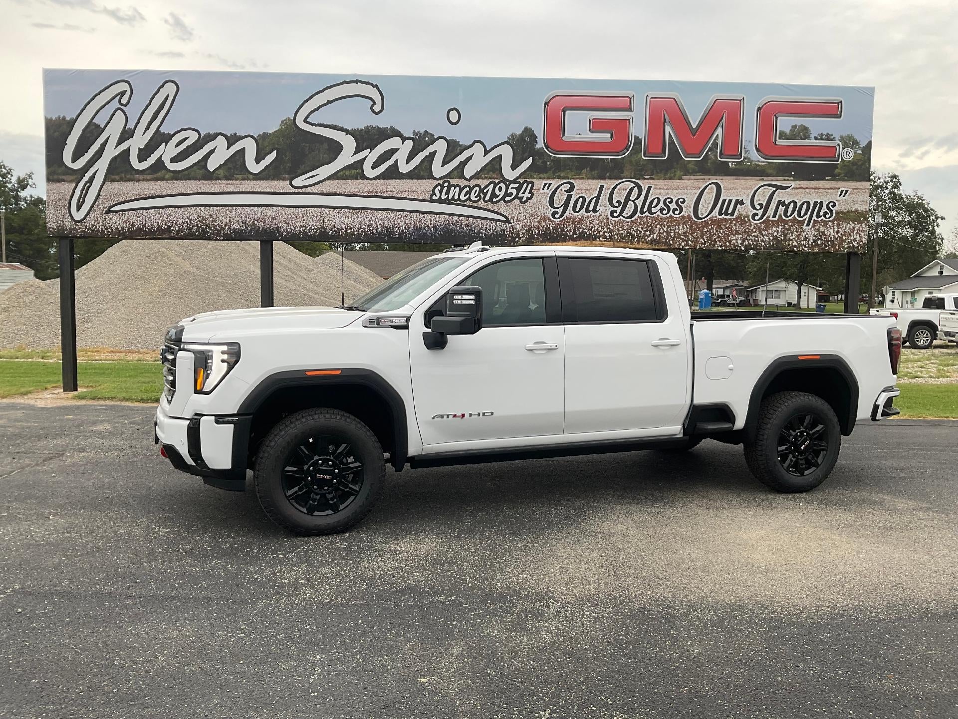 2026 GMC Sierra 2500 HD AT4