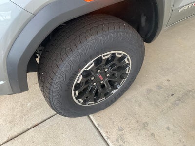 2026 GMC Canyon AT4