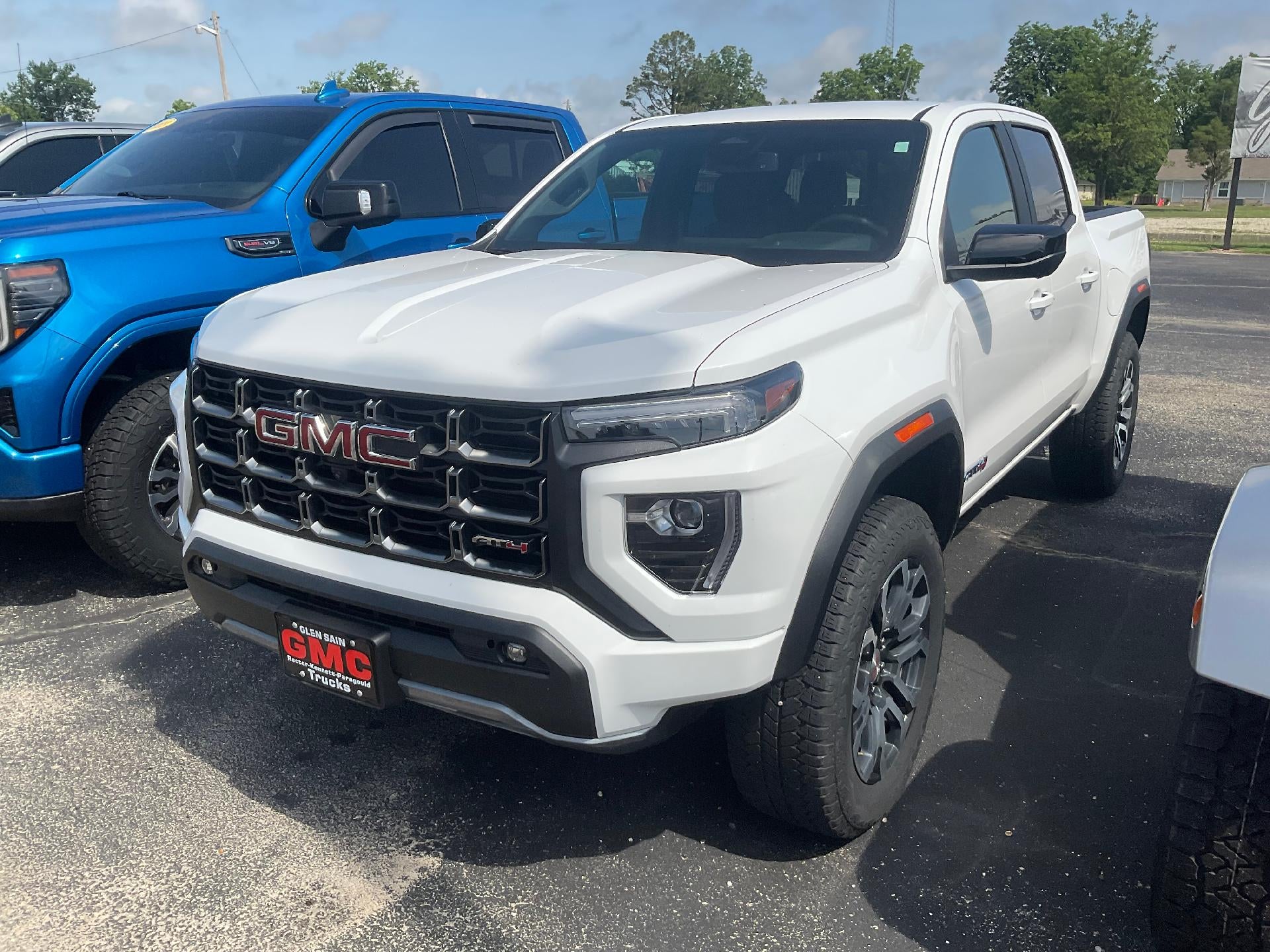 2024 GMC Canyon AT4