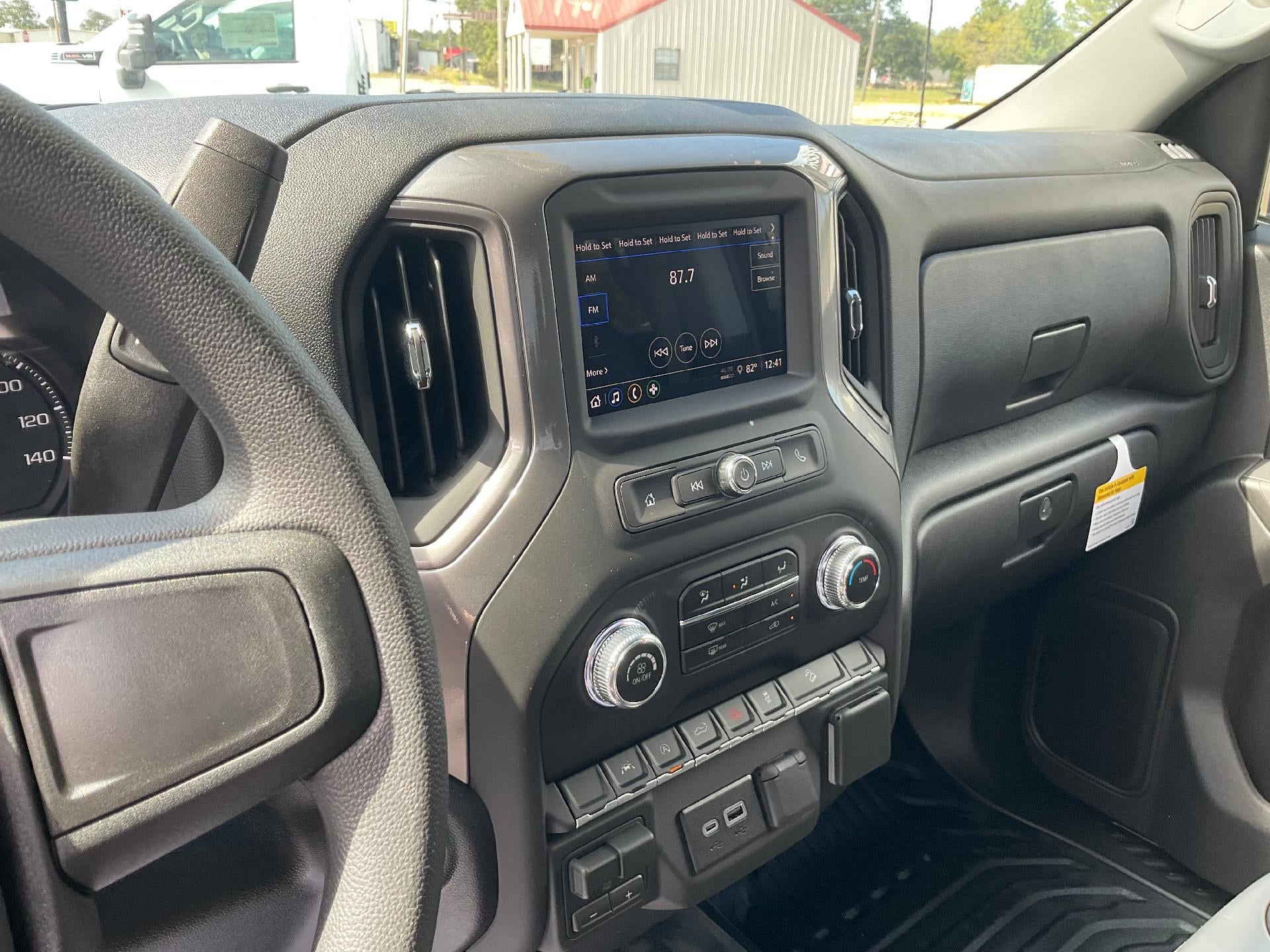 2026 GMC Sierra 1500 Pro - Photo 6