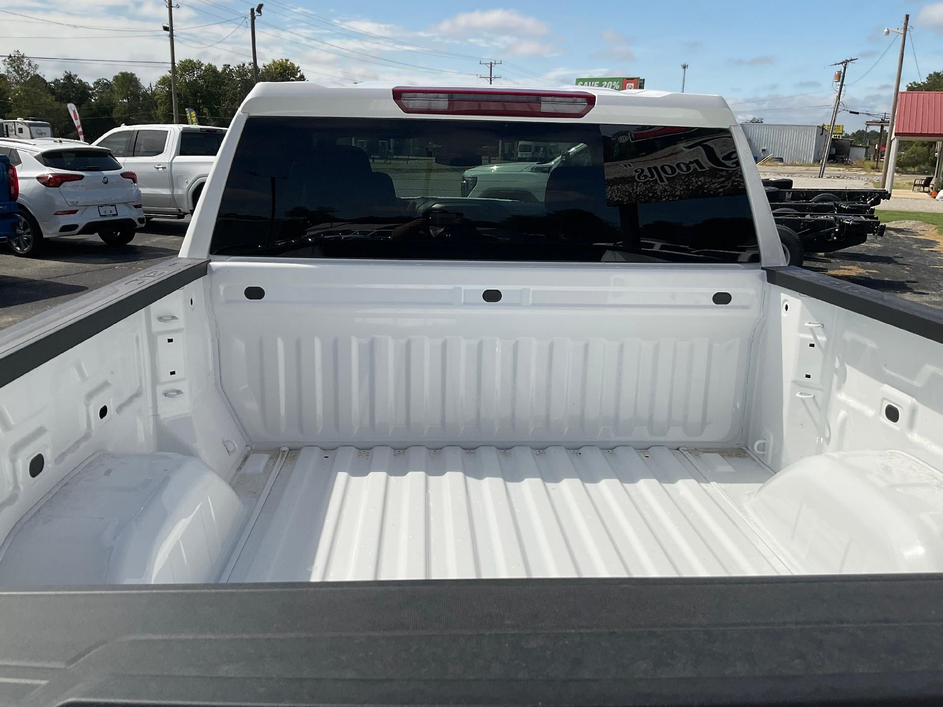 2026 GMC Sierra 1500 Pro - Photo 9