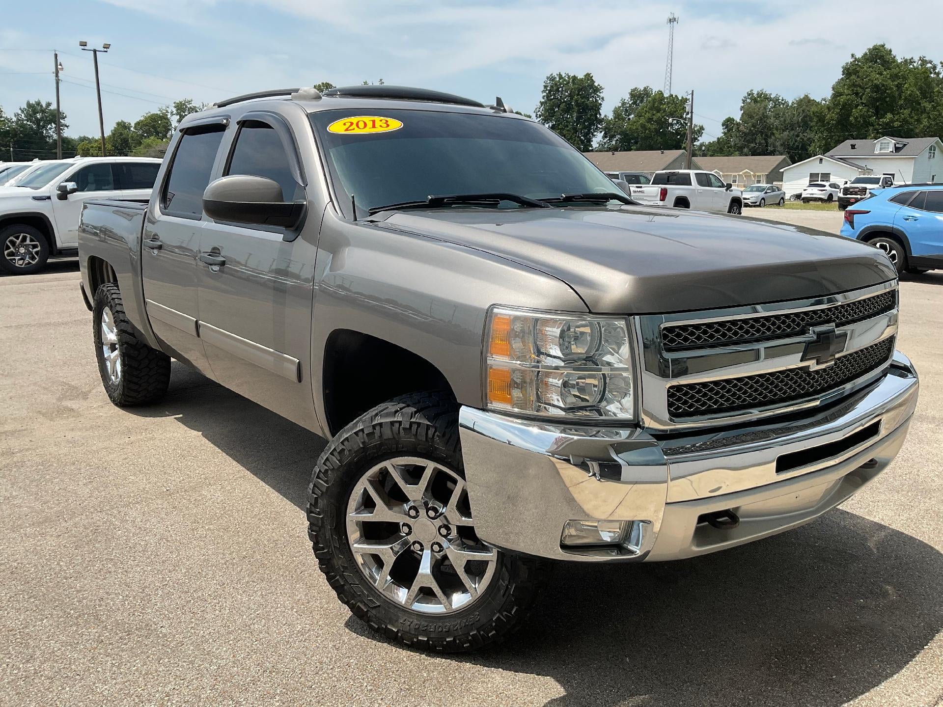 Used 2013 Chevrolet Silverado 1500 LT with VIN 3GCPKSE74DG111288 for sale in Rector, AR