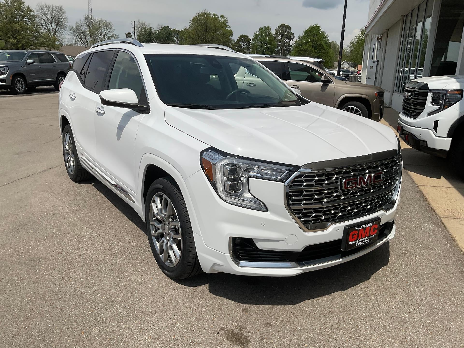 2023 GMC Terrain Denali