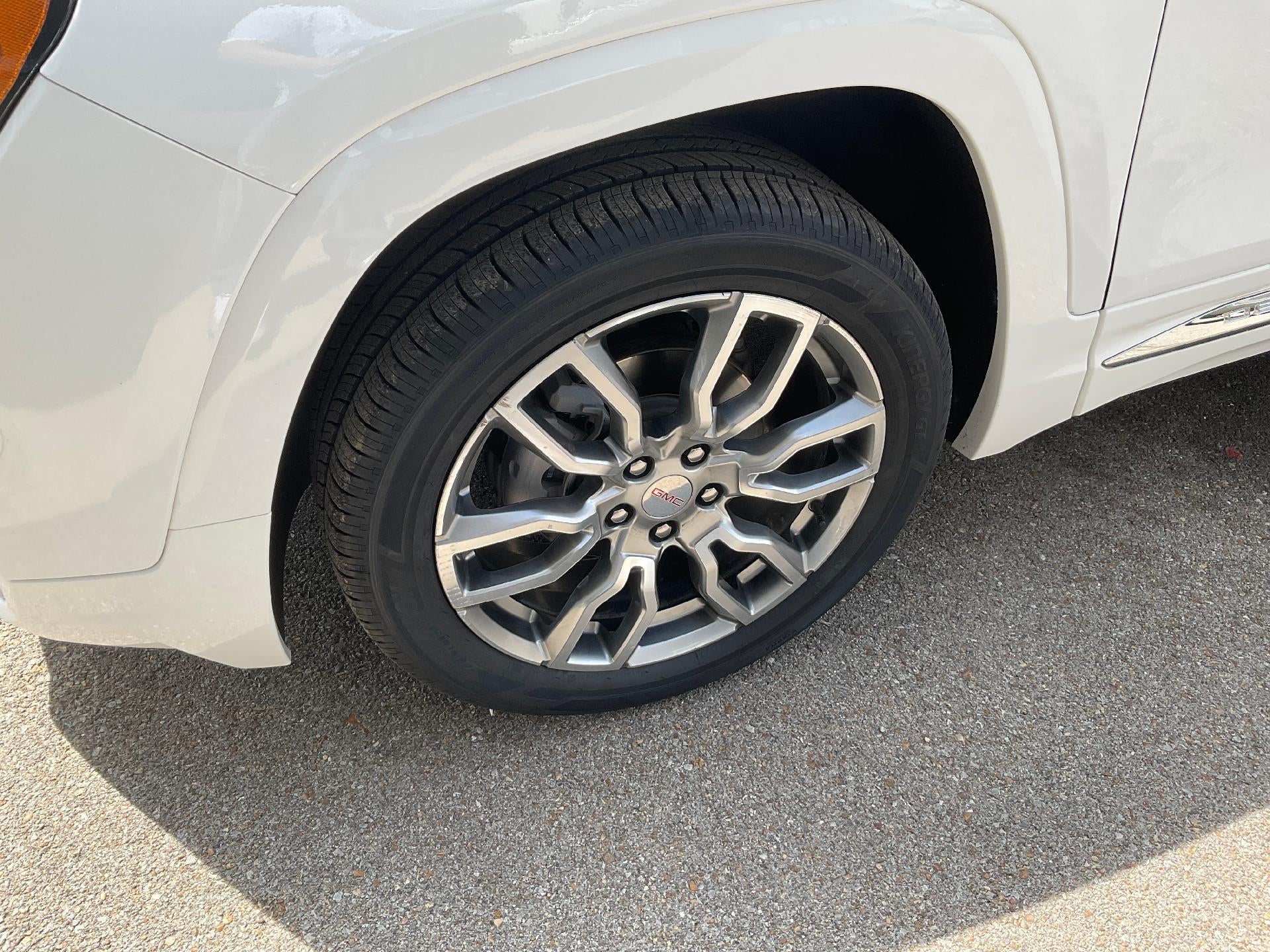 2023 GMC Terrain Denali