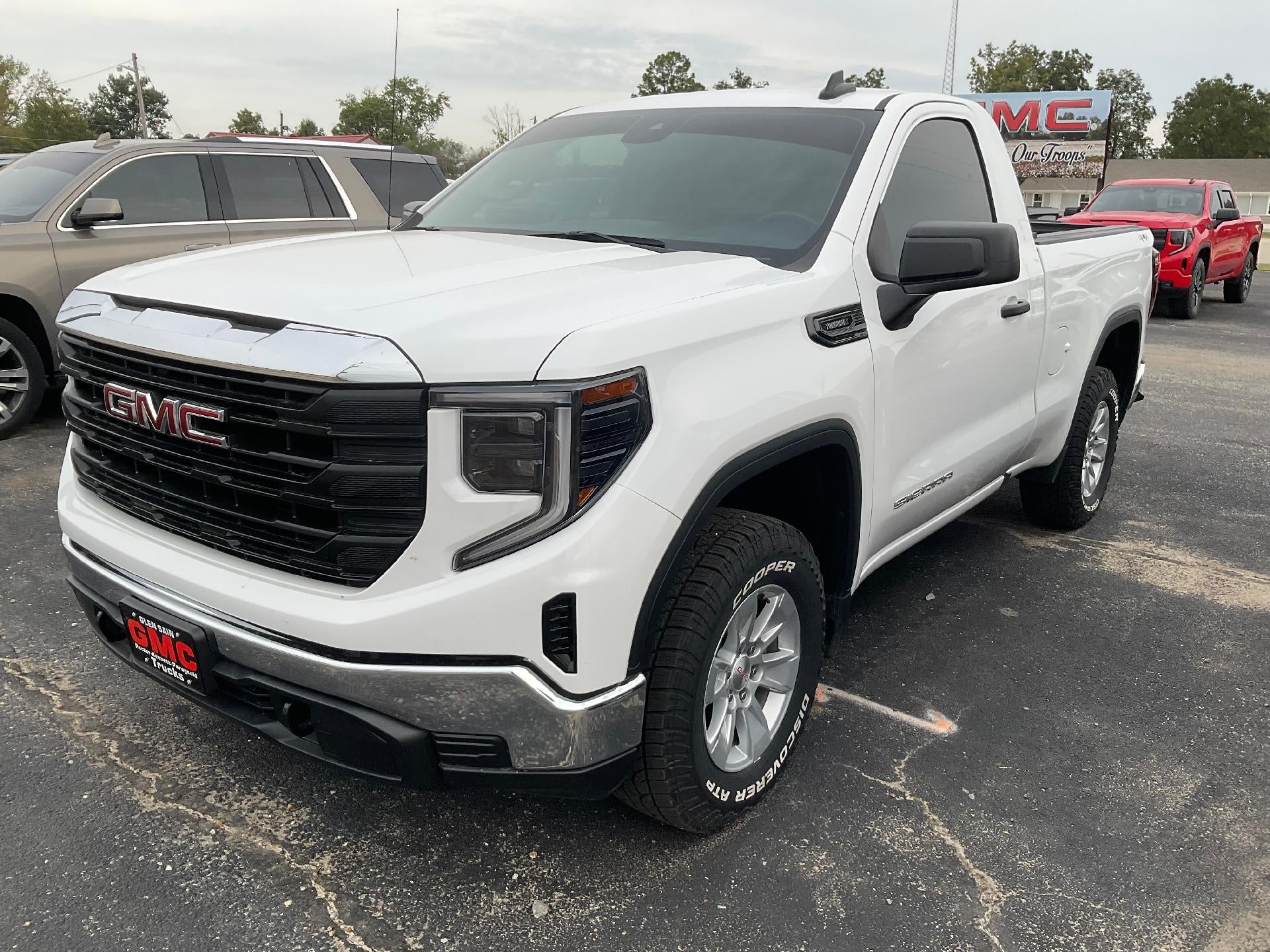 2025 GMC Sierra 1500 Pro