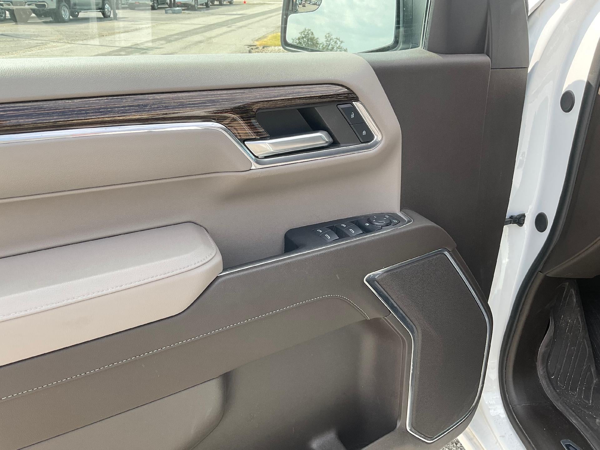 2024 GMC Sierra 1500 SLE