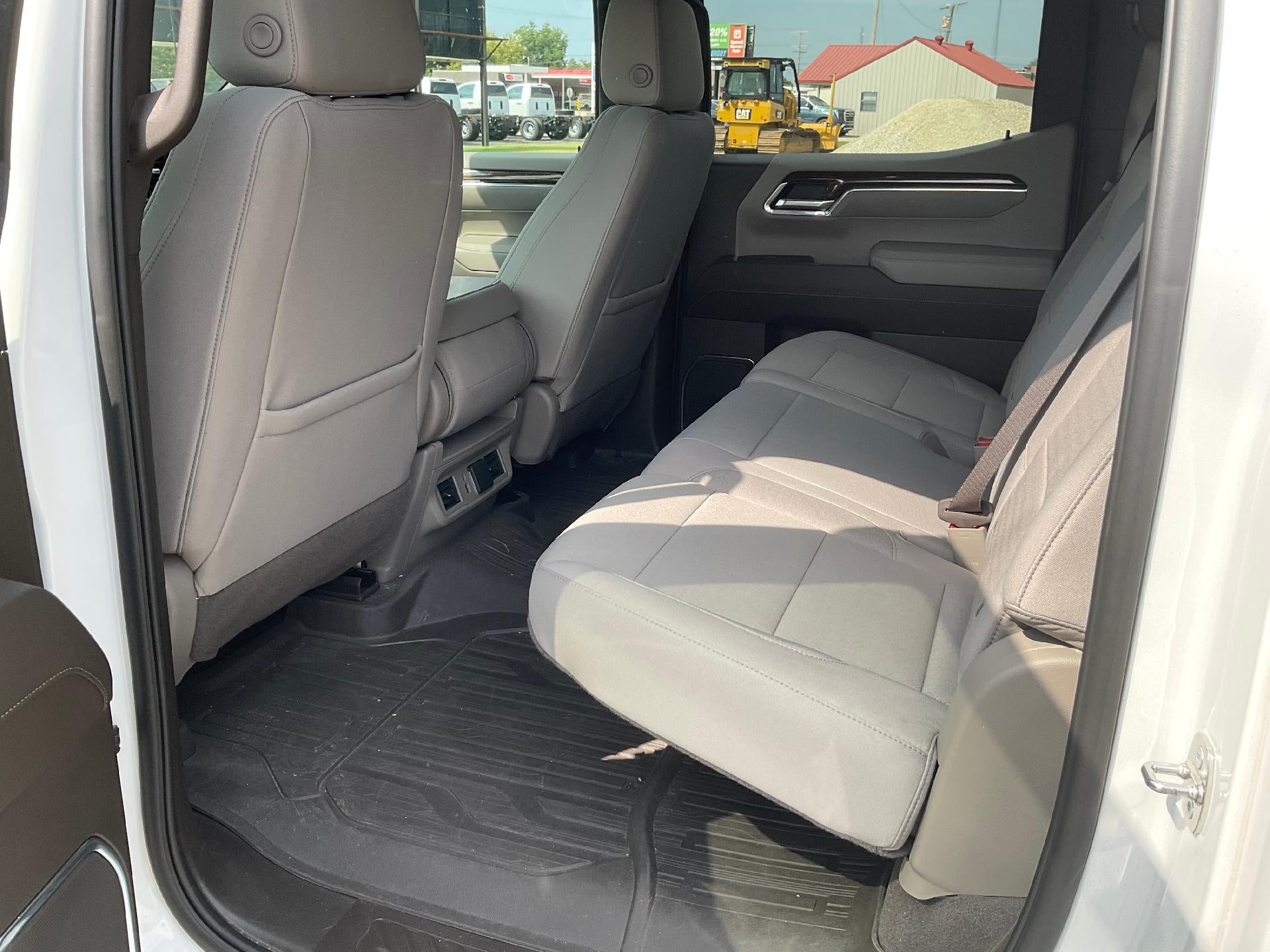 2024 GMC Sierra 1500 SLE
