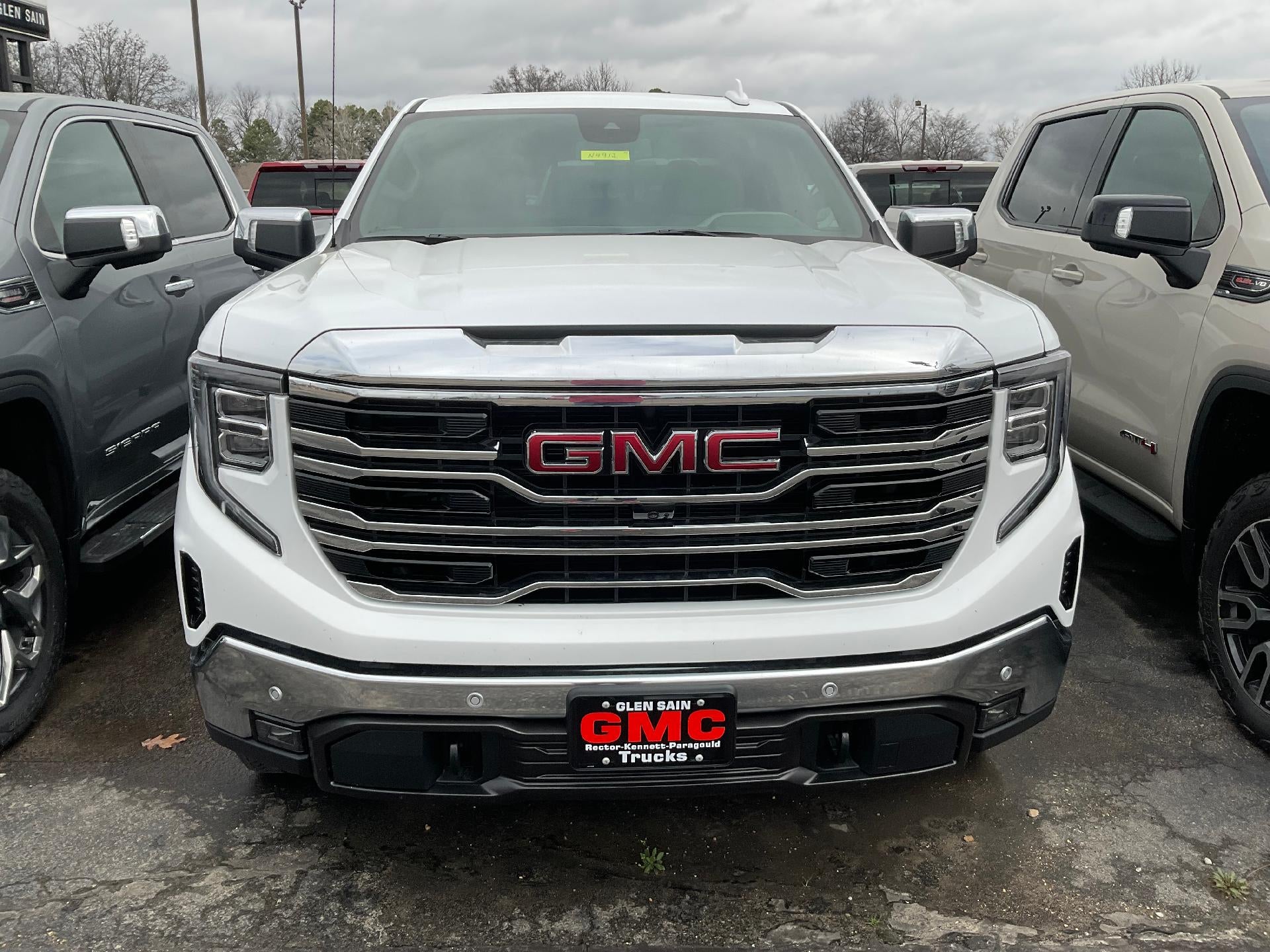 2026 GMC Sierra 1500 SLT