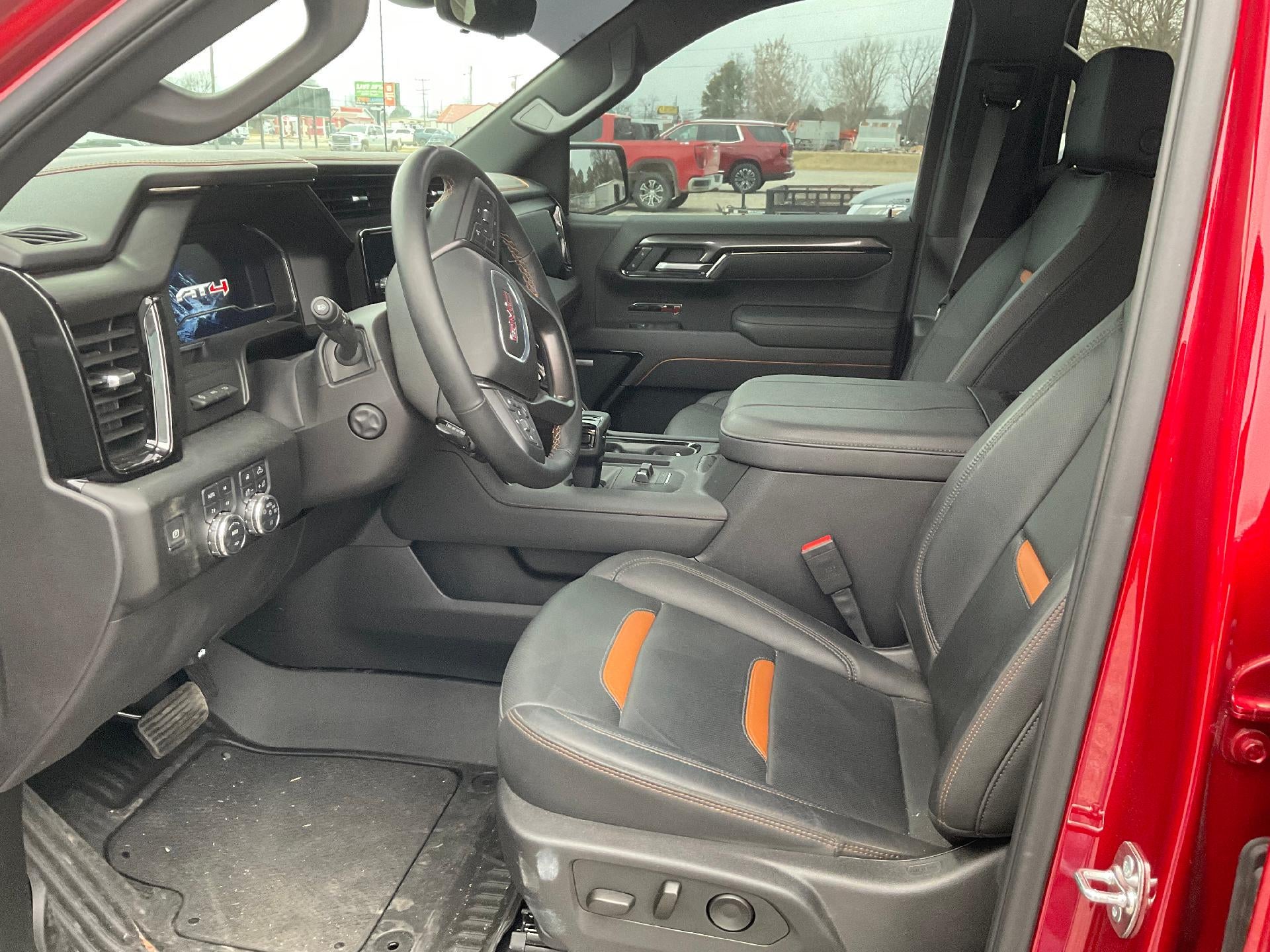 2025 GMC Sierra 1500 AT4