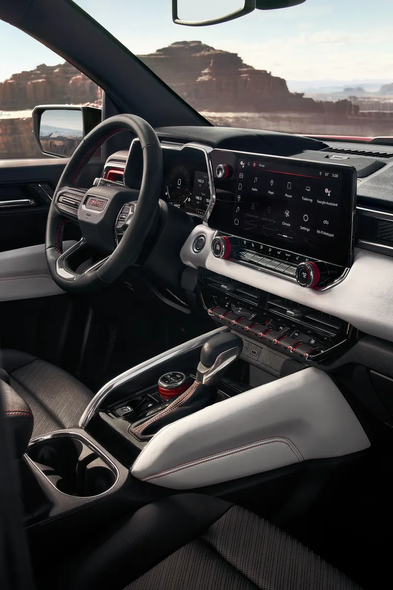 2026 GMC Canyon infotainment system at Glen Sain GMC in Rector AR